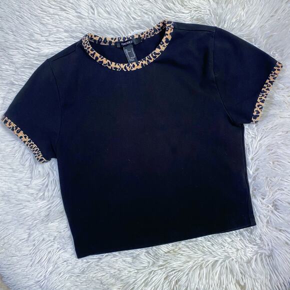 FOREVER 21 • Black + Cheetah Leopard Animal Print Cropped Crop Short Sleeve Tee - Picture 1 of 4
